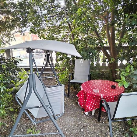Garden In The Center Apartment สปลิท ห้อง รูปภาพ