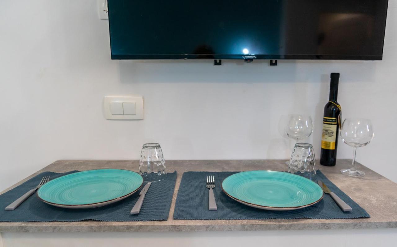 Garden In The Center Apartment สปลิท ภายนอก รูปภาพ
