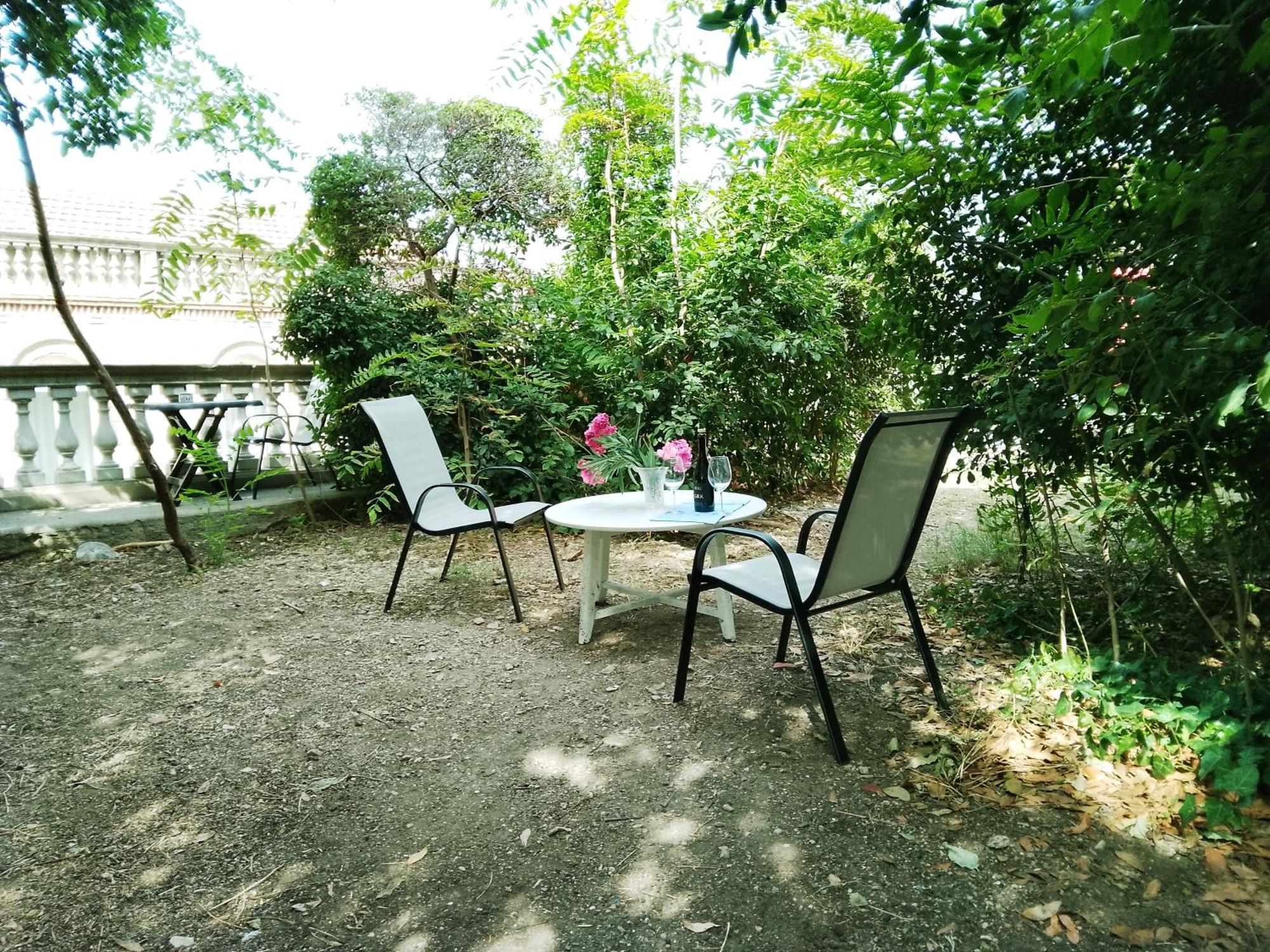 Garden In The Center Apartment สปลิท ภายนอก รูปภาพ